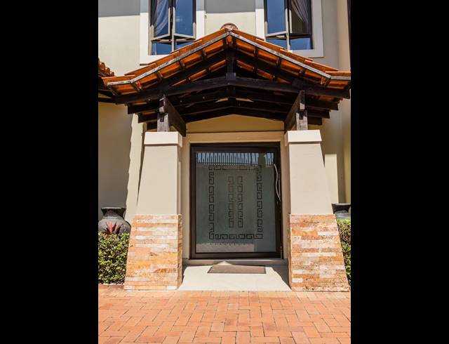4 BEDROOM DUPLEX FOR SALE IN WESTVILLE